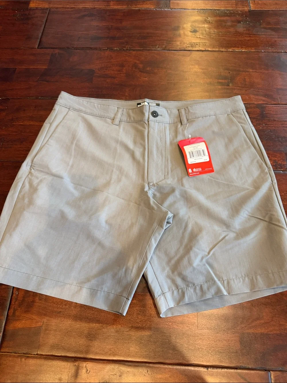 The North Face Men's Light Gray Flat-Front Shorts
